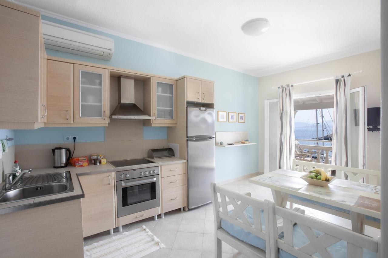 Kassiopi Seafront Elegant Apartments Zewnętrze zdjęcie