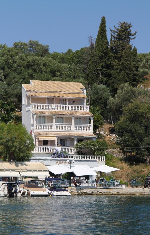 Kassiopi Seafront Elegant Apartments Zewnętrze zdjęcie