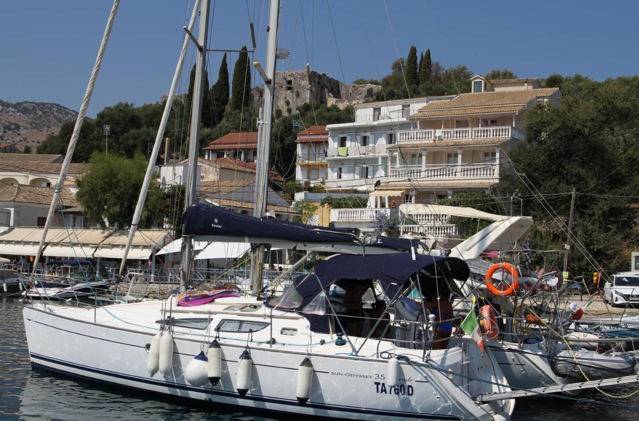 Kassiopi Seafront Elegant Apartments Zewnętrze zdjęcie