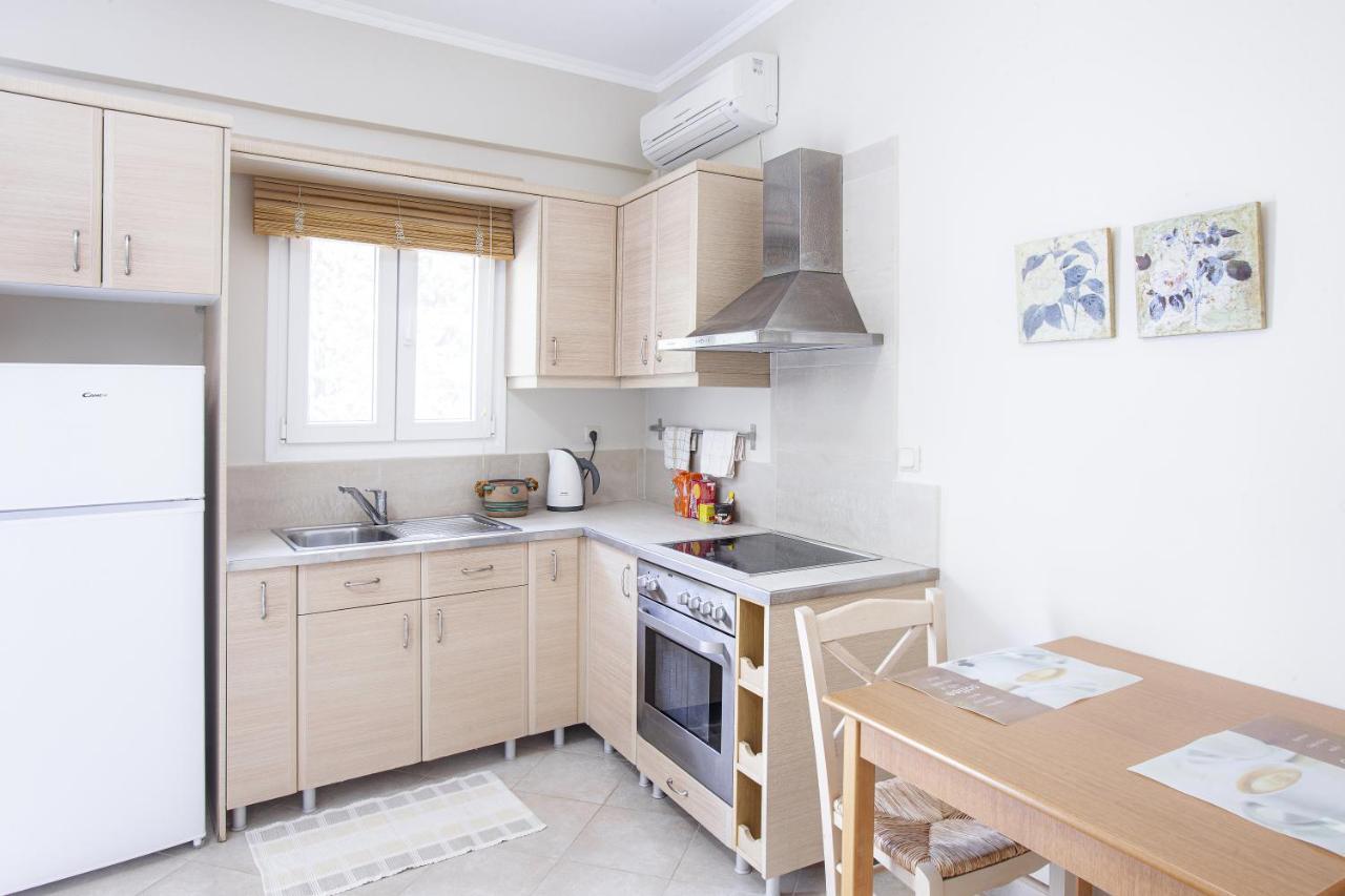Kassiopi Seafront Elegant Apartments Zewnętrze zdjęcie